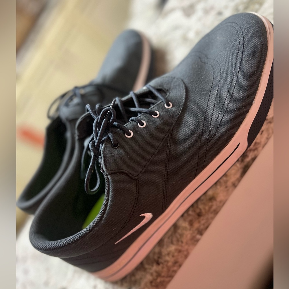 Nike golf shoes